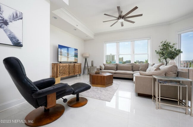 property at 1319 2nd St N
