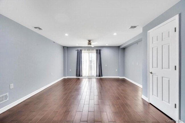 102-20 Rockaway Beach Blvd in Queens, NY - Building Photo - Building Photo