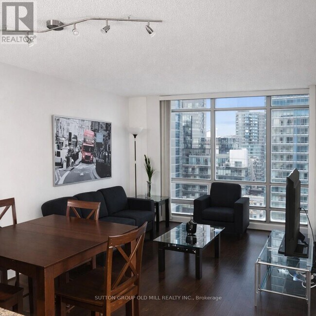 3 Navy Wharf Ct in Toronto, ON - Building Photo - Building Photo