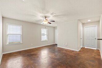 16940 W Juneau St in Montgomery, TX - Building Photo - Building Photo