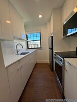 1200 Massachusetts Ave, Unit 513 in Cambridge, MA - Building Photo