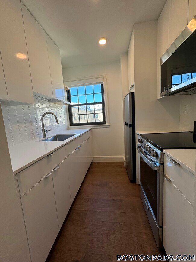 1200 Massachusetts Ave