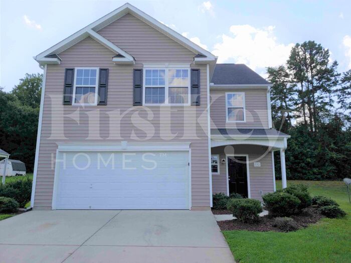 2140 Lauren Woods Dr in Winston-Salem, NC - Building Photo