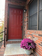 225 Huckleberry Rd in Bluff City, TN - Building Photo - Building Photo