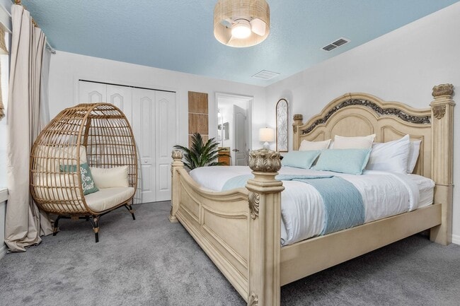 3067 Beach Palm Ave in Kissimmee, FL - Building Photo - Building Photo