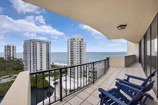 4200 N Ocean Dr, Unit 2-1706 in Riviera Beach, FL - Building Photo
