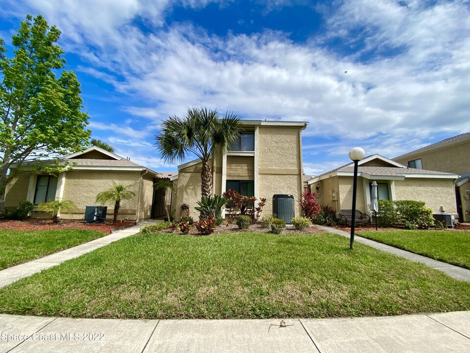 1480 Sheafe Ave NE in Palm Bay, FL - Building Photo