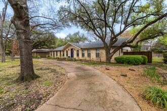 13342 Peyton Dr in Dallas, TX - Building Photo - Building Photo