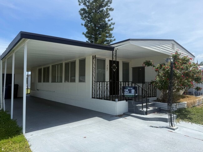 property at 707 50th Ave W
