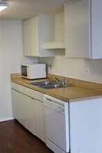 1800 Lavaca St in Austin, TX - Building Photo - Building Photo