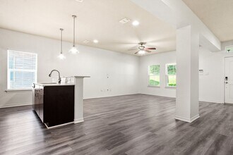 2701 Sandage Ave in Fort Worth, TX - Building Photo - Building Photo