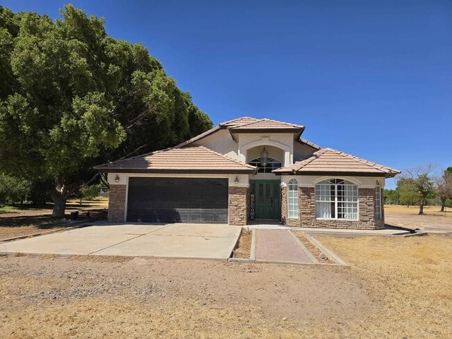 property at 17589 S Avenue A