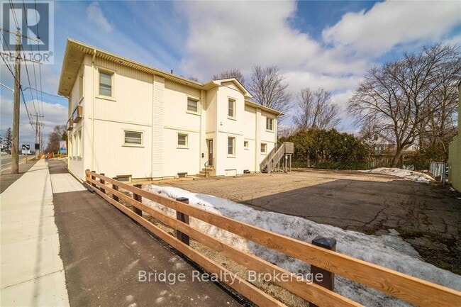 property at 208-208 Huron St