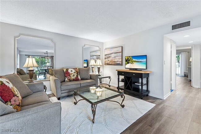 property at 3000 Gulf Shore Blvd N