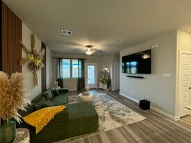 5608 Madden Ln in Houston, TX - Building Photo