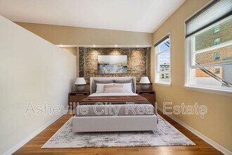 32 Broadway St in Asheville, NC - Building Photo - Building Photo