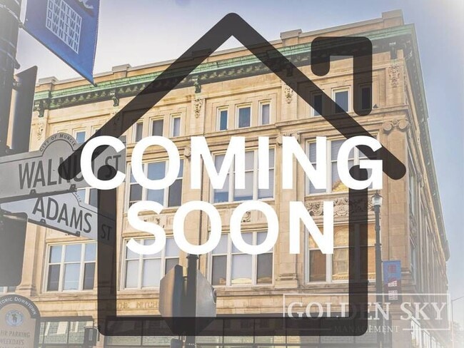 property at 301 S Walnut St