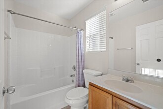 4790 Greencombe Ct in Las Vegas, NV - Building Photo - Building Photo