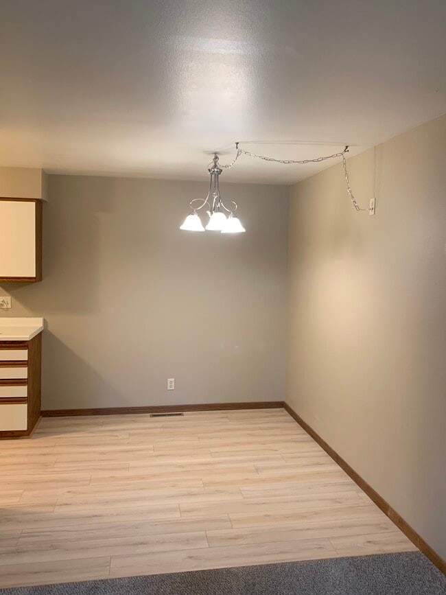 307 River St in Black River Falls, WI - Building Photo - Building Photo