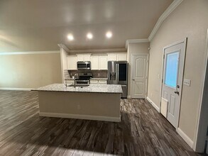 1001 E 95th St in Odessa, TX - Building Photo - Building Photo