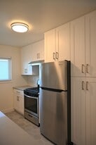 8130 W 83rd St, Unit 3 in Los Angeles, CA - Building Photo