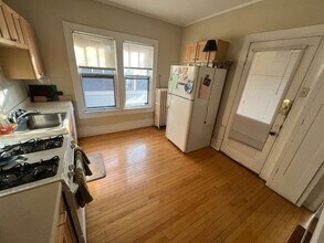 2937 N Frederick Ave in Milwaukee, WI - Building Photo - Building Photo