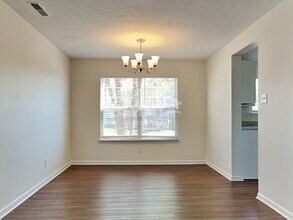 8525 Morgan Dr in Fishers, IN - Building Photo - Building Photo