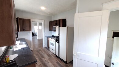 941 E Richmond St in Kokomo, IN - Foto de edificio - Building Photo