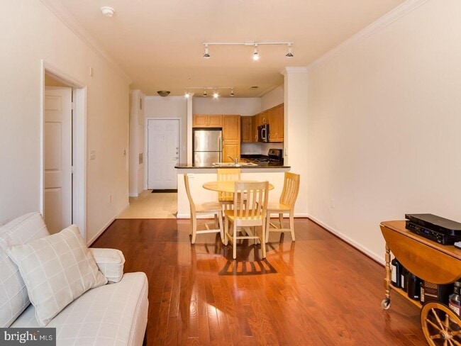 property at 12941 Centre Park Cir