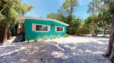 7901 Boca Ciega Dr in St Pete Beach, FL - Building Photo - Building Photo