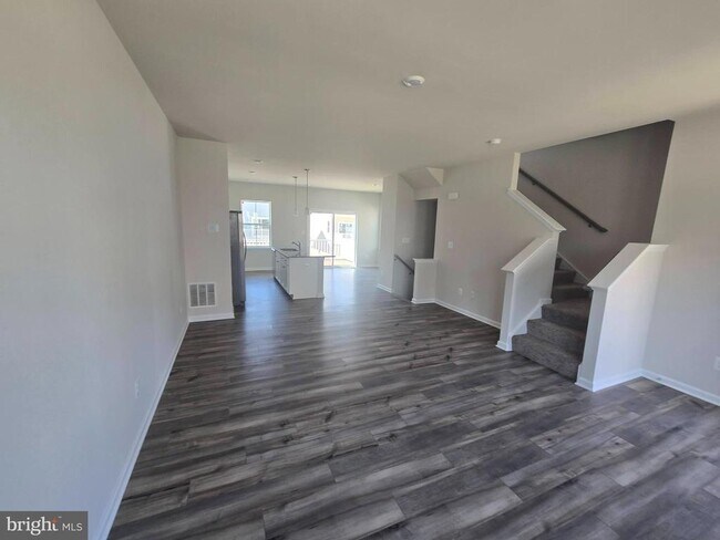 1356 Red Clover Ln in Ranson, WV - Building Photo - Building Photo