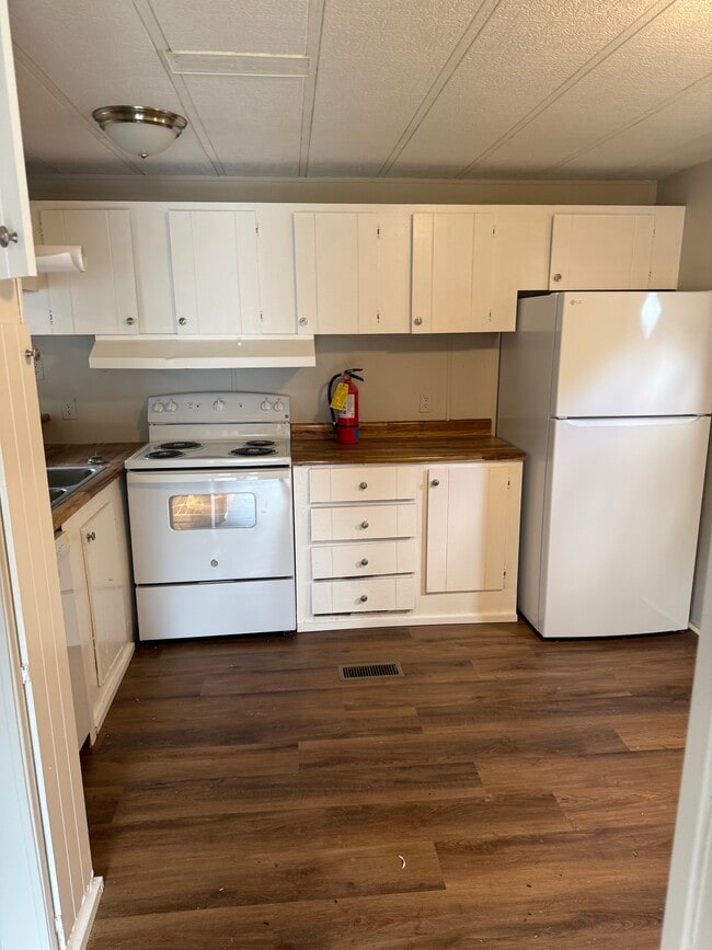 138 Red Quill Wy in Dalton, GA - Building Photo - Building Photo