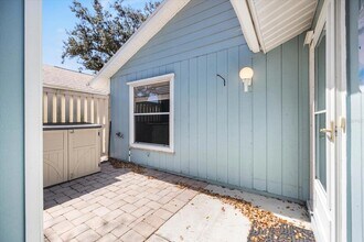 856 Chatham Dr in Venice, FL - Building Photo - Building Photo