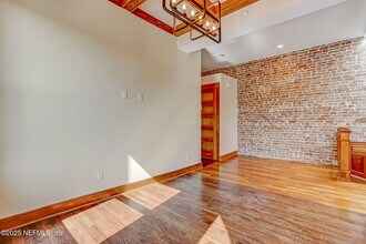 122 E Duval St in Jacksonville, FL - Building Photo - Building Photo