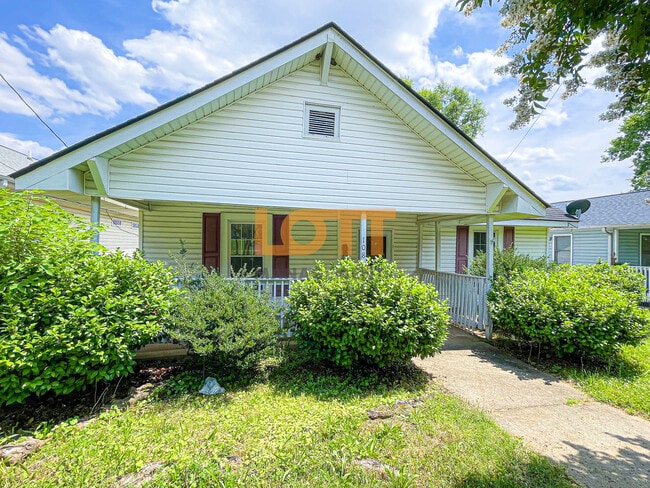 108 Mulberry St in Greenville, SC - Foto de edificio - Building Photo