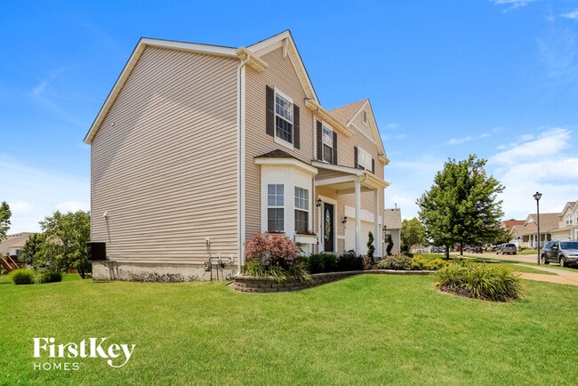 2018 Preston Woods Pkwy in O'Fallon, MO - Building Photo - Building Photo