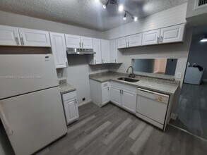 1400 Jefferson Dr in Florida City, FL - Building Photo - Building Photo