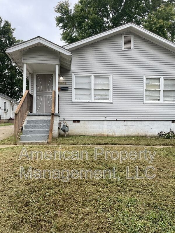 property at 2008 E 12th St