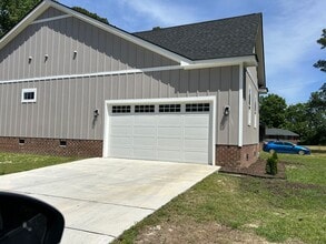 100 Nora Ln in Rocky Mount, NC - Building Photo - Building Photo
