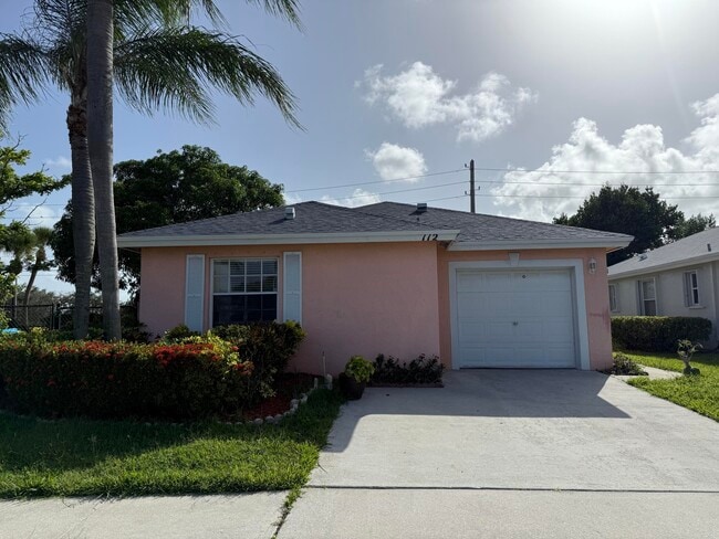 112 Sunset Blvd in Boynton Beach, FL - Building Photo - Building Photo