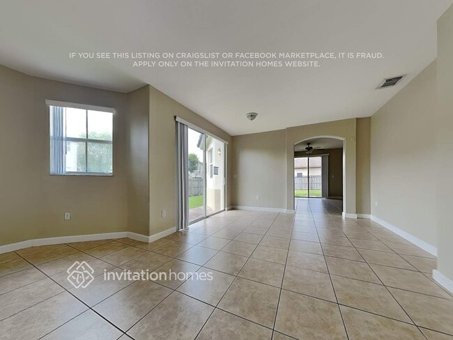 11762 SW 152nd Path in Miami, FL - Building Photo - Building Photo