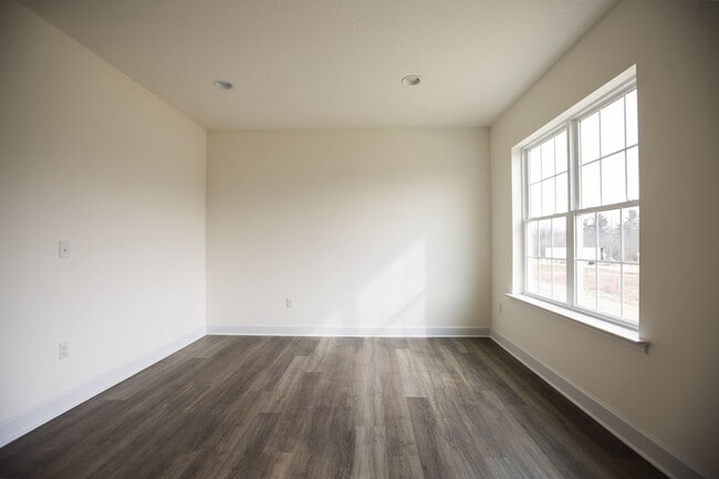 property at 3736 Castle Dr