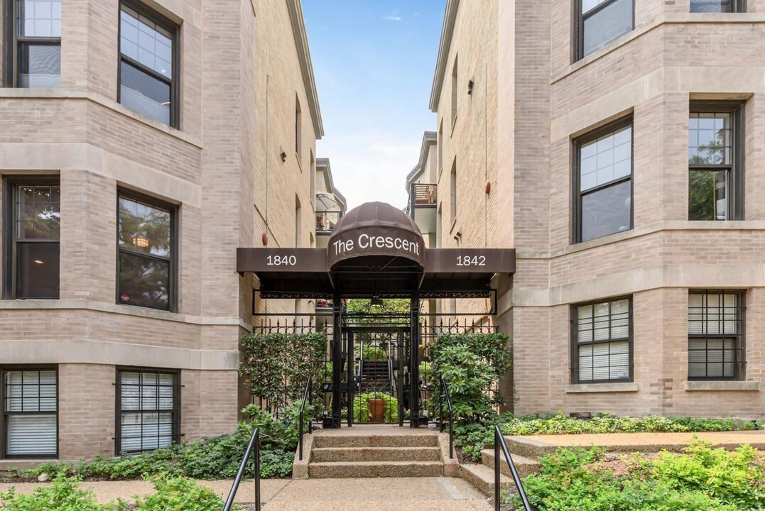 1842 California St NW, Unit 20B in Washington, DC - Foto de edificio