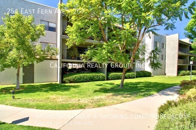 254 E Fern Ave in Redlands, CA - Building Photo - Building Photo