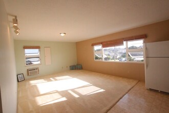 1320 15th Ave in Honolulu, HI - Building Photo - Building Photo