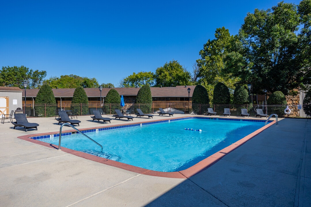 Summerfield Place in Goodlettsville, TN - Building Photo