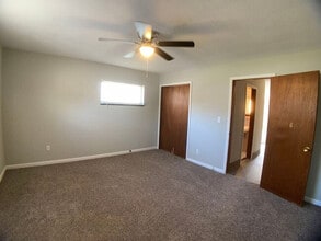 2425 Springmont Ave, Unit D in Dayton, OH - Building Photo - Building Photo