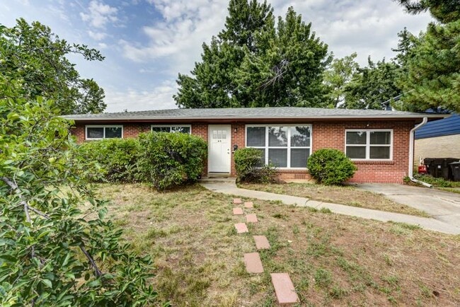 property at 65 Bucknell Ct