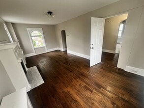 936 Parkside Ave. in Trenton, NJ - Building Photo - Building Photo