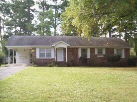 144 Maywood Dr in Jackson, TN - Building Photo